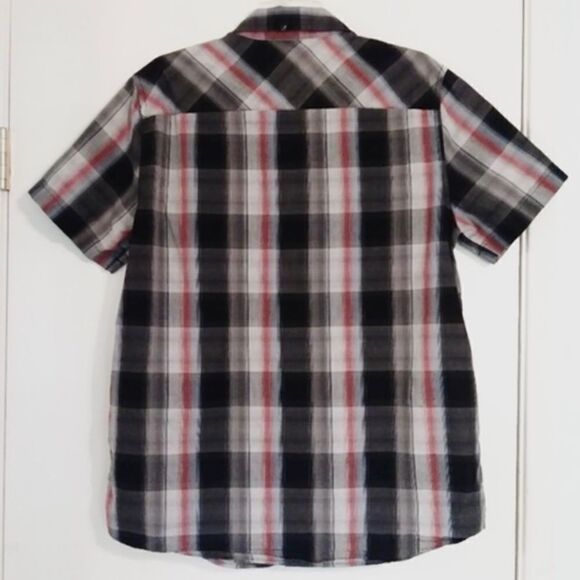 Amplify Grey & Red Plaid Short Sleeve Button Up Shirt - Picture 2 of 6